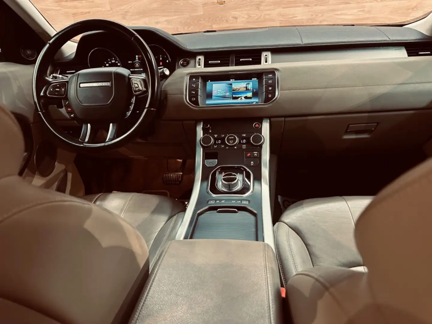 Land Rover Range Rover Evoque 2.0L TD4 Diesel 150CV 4x4 Pure Auto Negro - 2