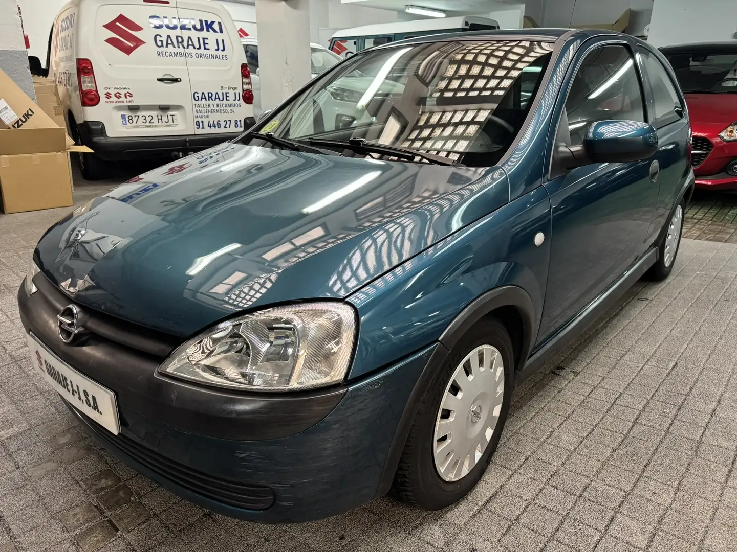 Opel Corsa 1.4 16v Sport - 1