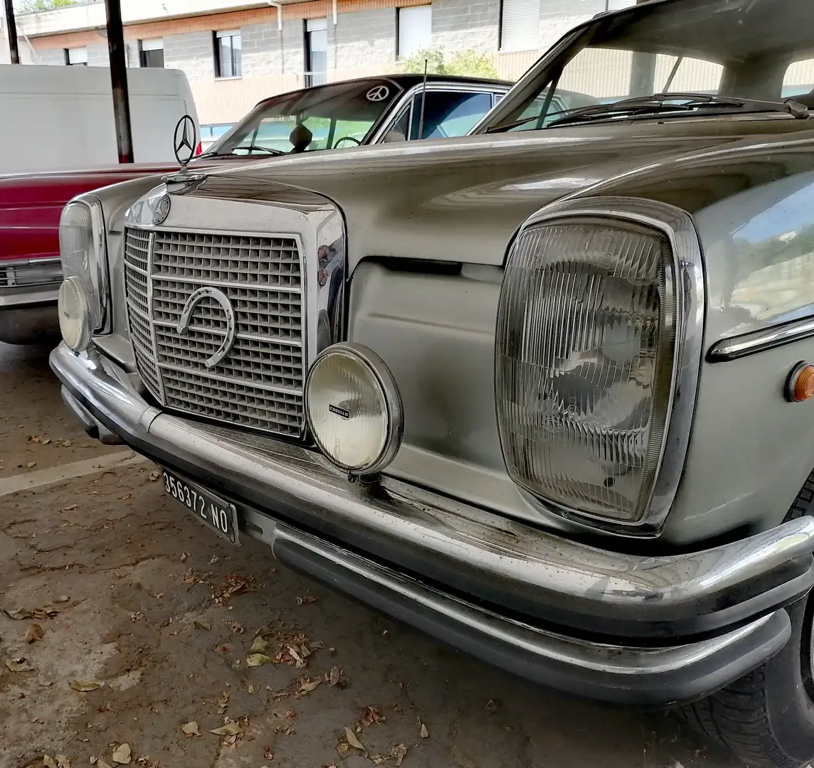Mercedes-Benz 250 Ce Ezüst - 1