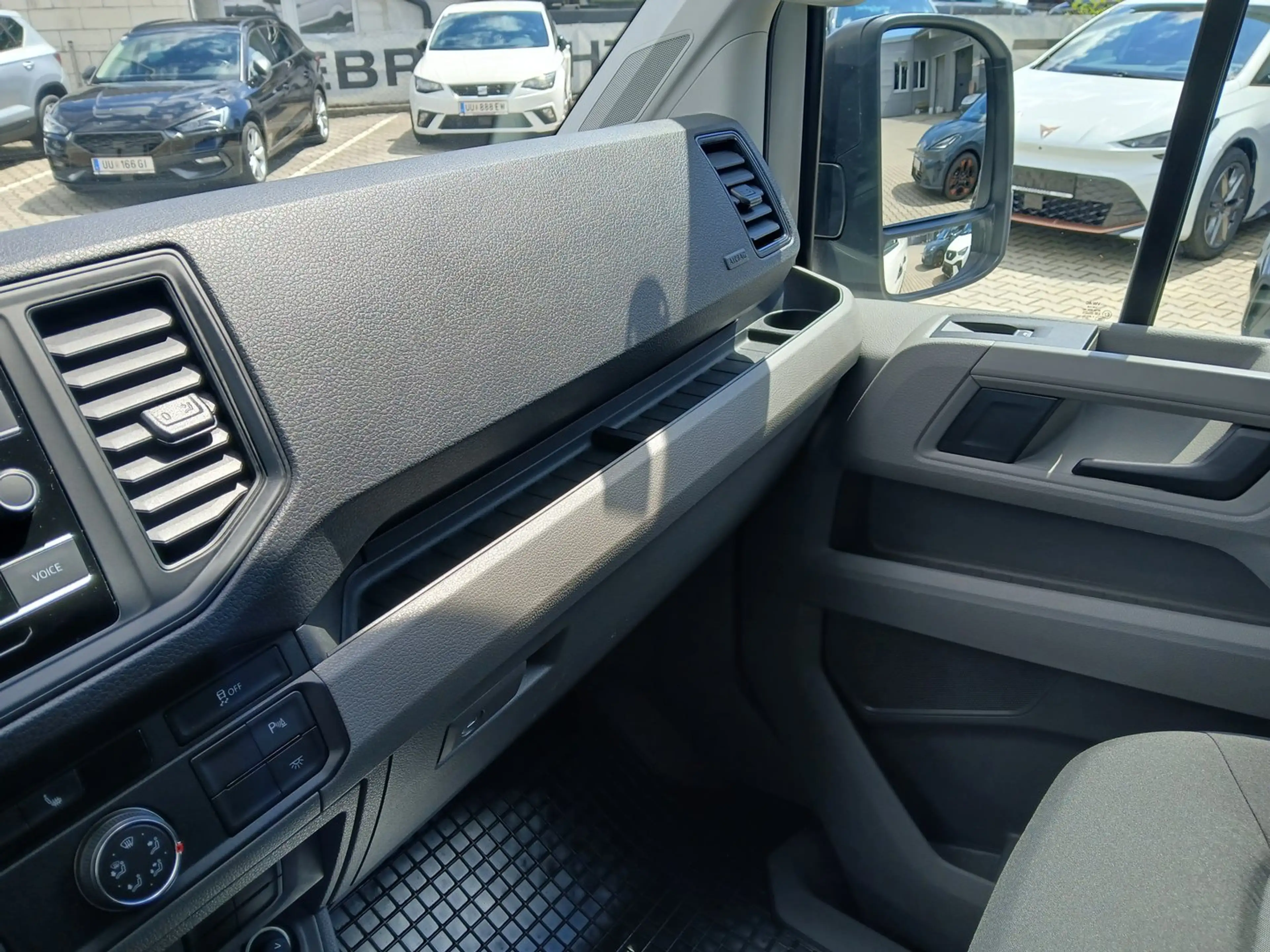 Volkswagen Crafter VW Crafter 35 T6 Kastenwagen L3H3 TDI — photo 12