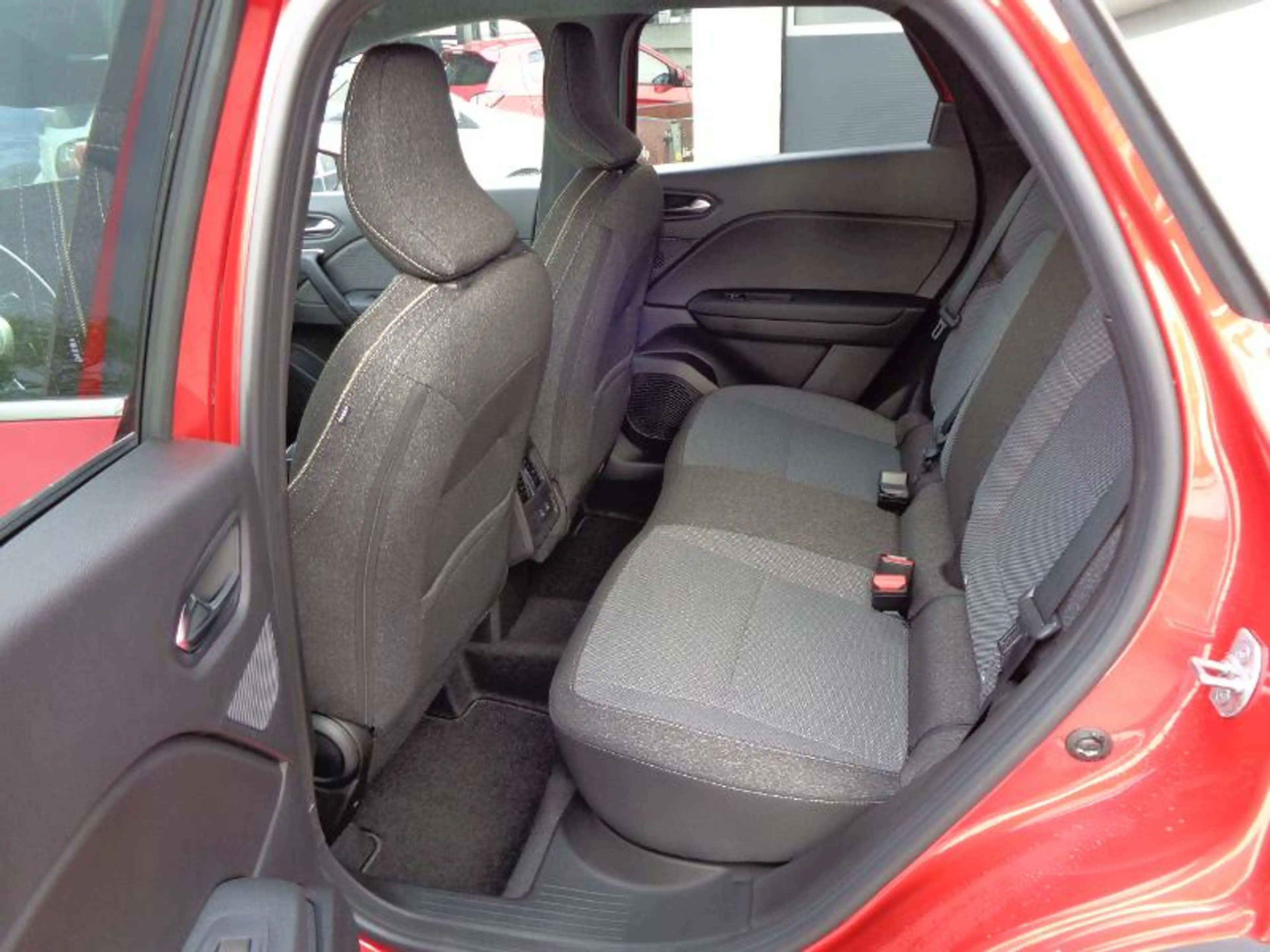Mitsubishi Grandis Intro Edition 1.8 Hybrid — photo 7