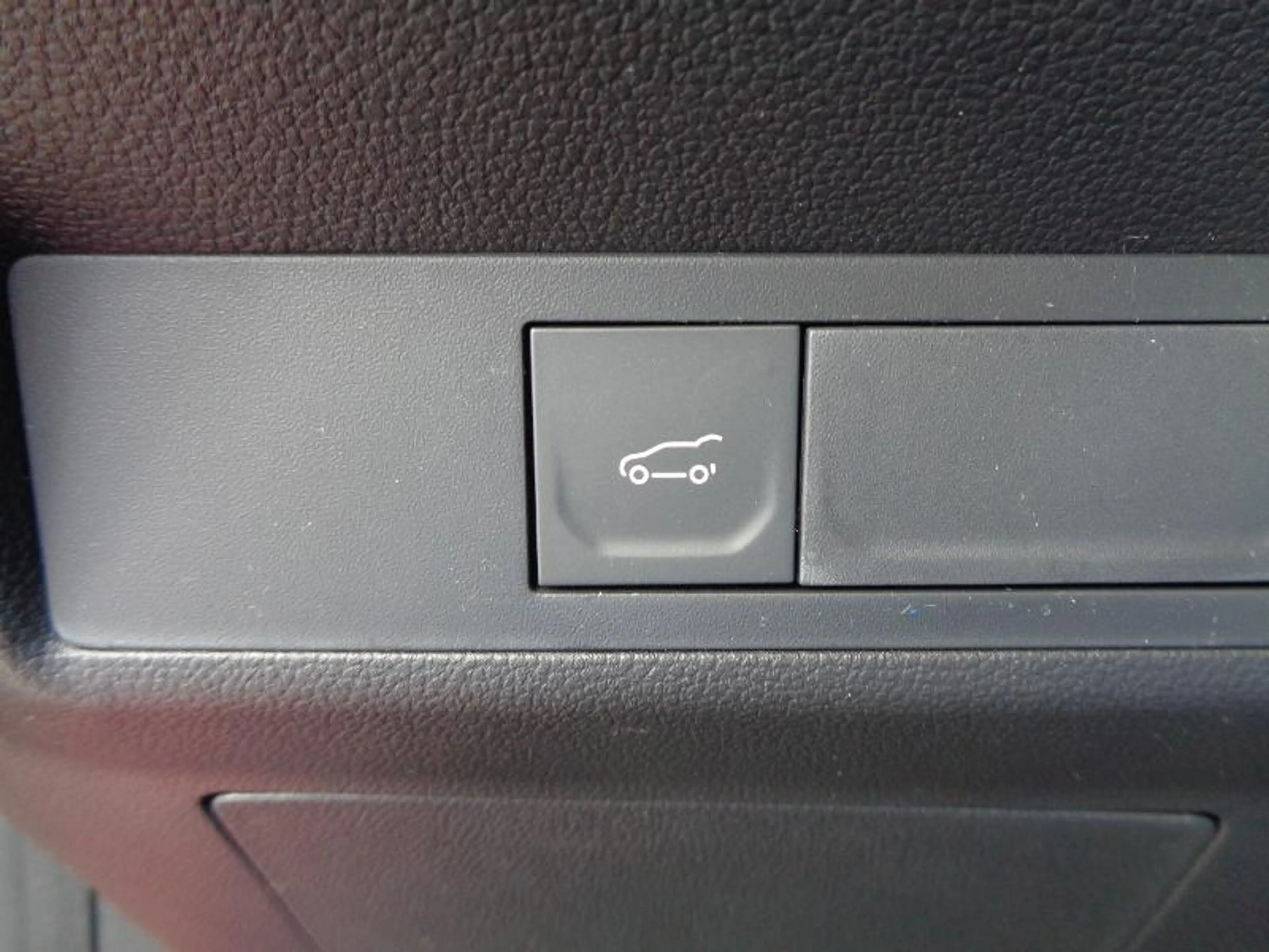 Mitsubishi Grandis Intro Edition 1.8 Hybrid — photo 13