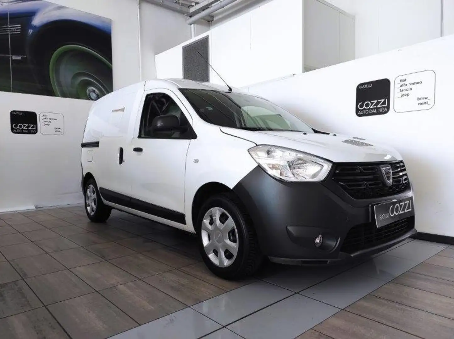 Dacia Dokker 1.6 8V 100CV Start&Stop GPL Furgone Bianco - 1
