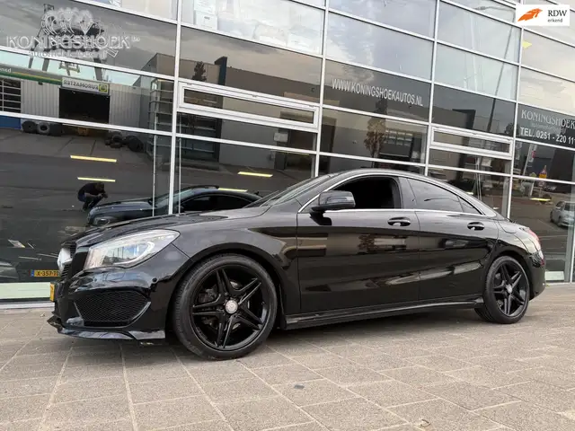 Mercedes-Benz CLA 200 AMG Edition 1