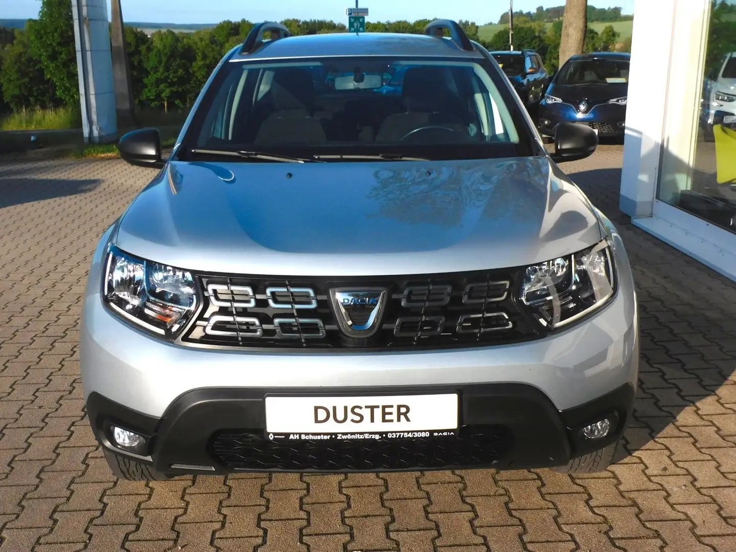Dacia Duster II Comfort 4WD Grijs - 2