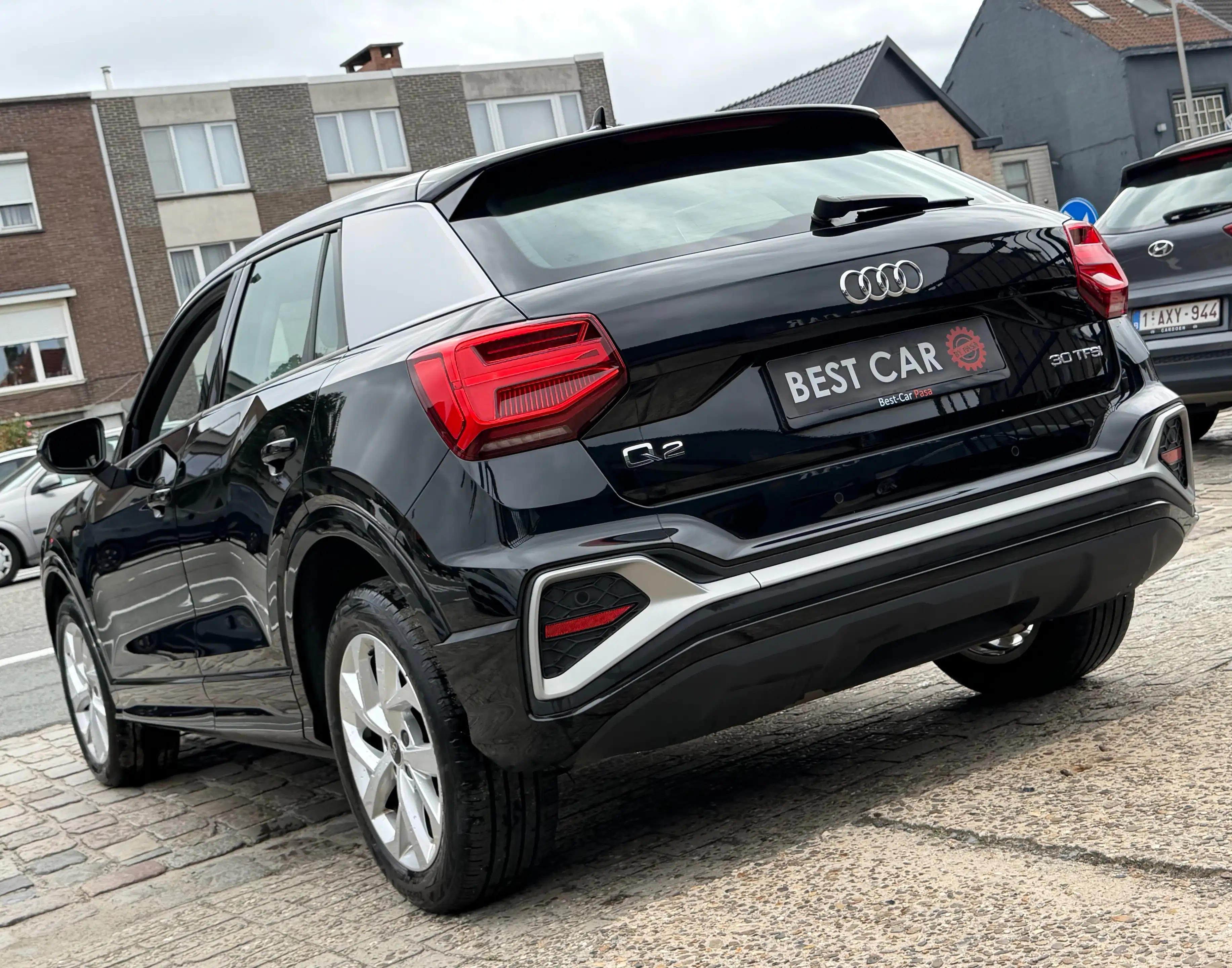 Audi Q2 30TFSI * S line * Garantie — photo 4