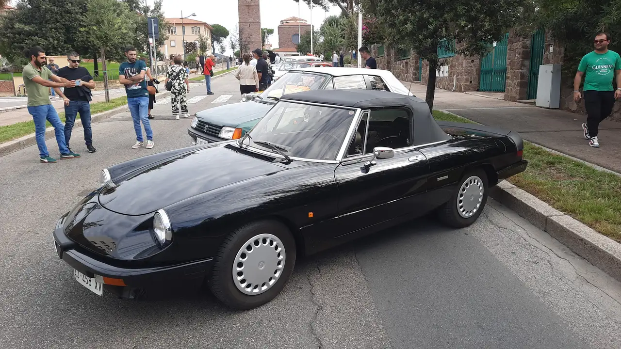 Alfa Romeo Spider 1.6, foto 1