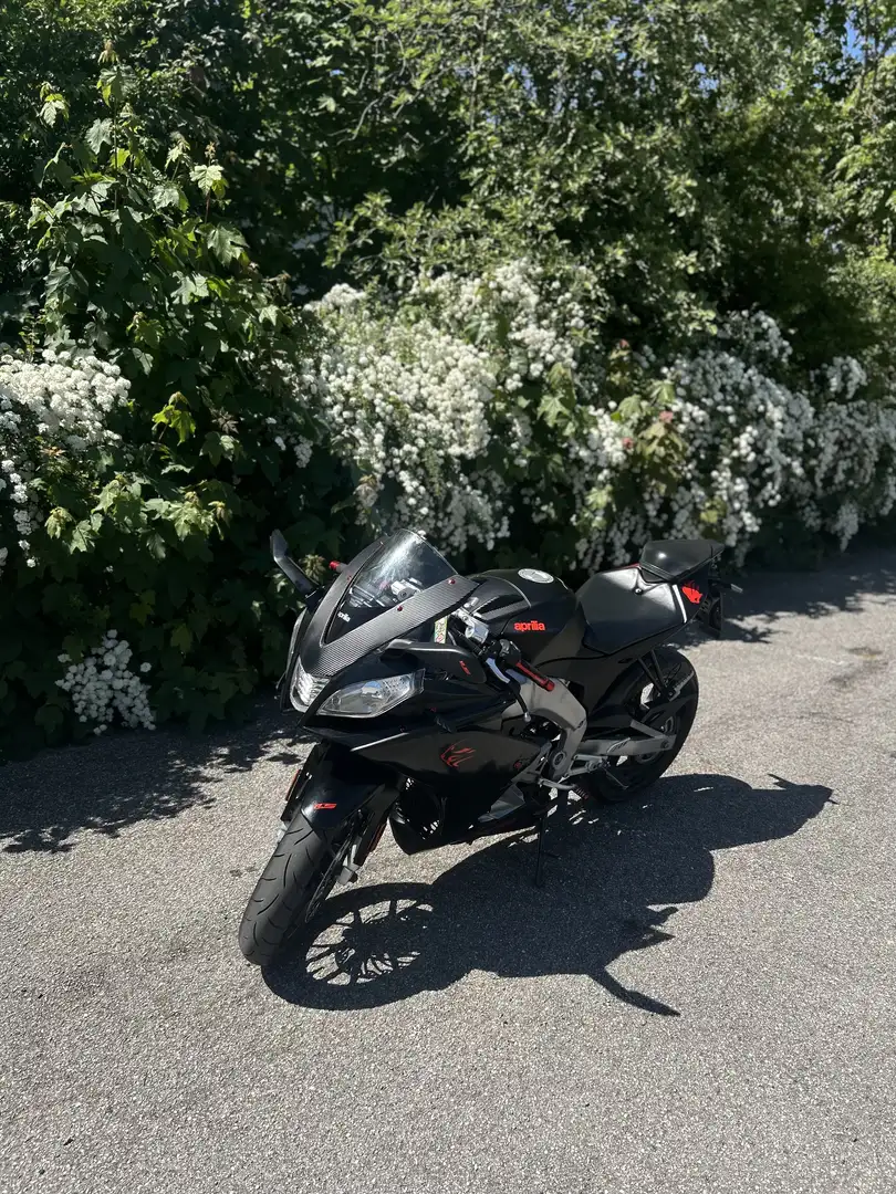 Aprilia RS4 50 Černá - 1