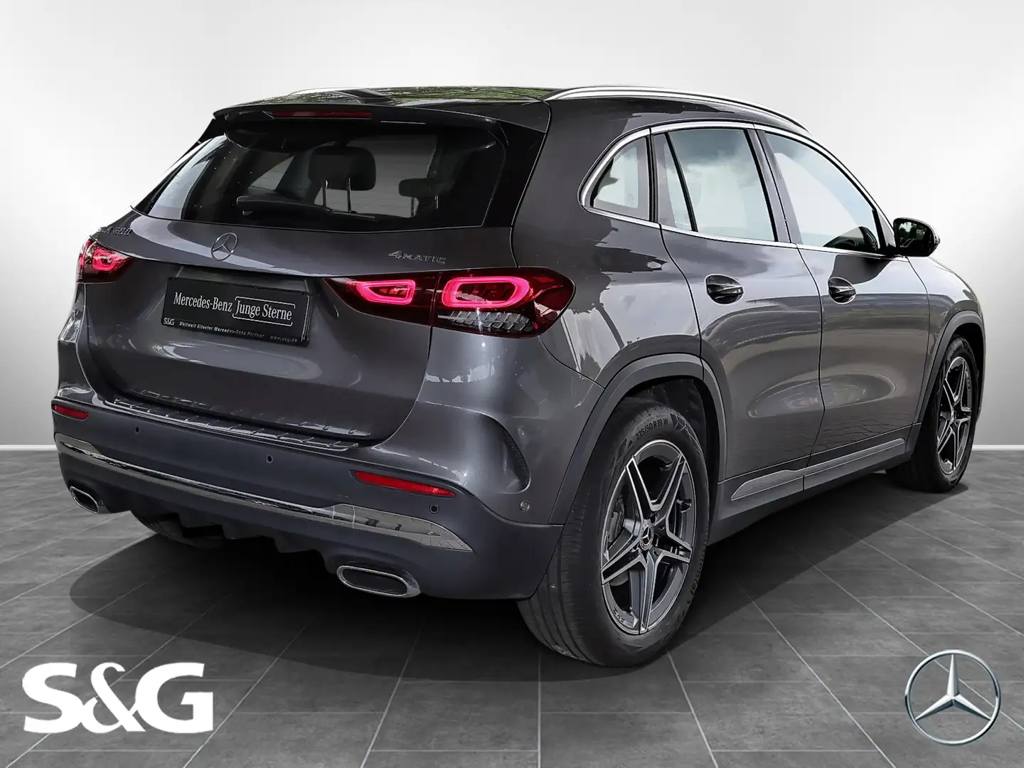 Mercedes-Benz GLA 200 4MATIC AMG+MBUX+RüKam+M-LED+Pano Grey - 2