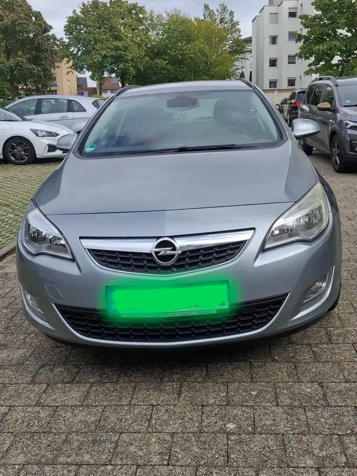 Opel Astra 2.0 OPC Touring, foto 5