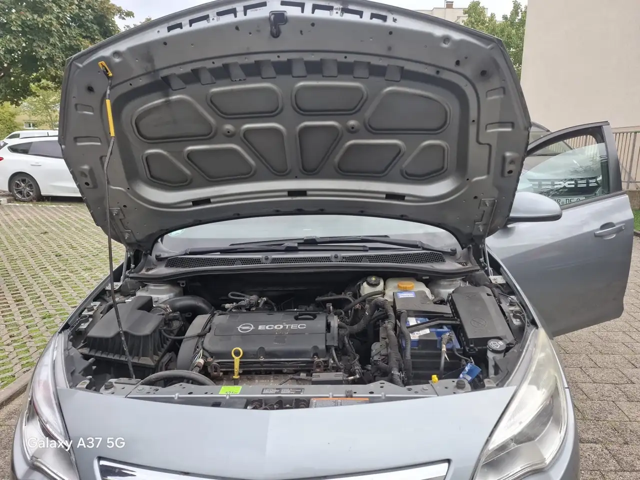 Opel Astra 2.0 OPC Touring, foto 1