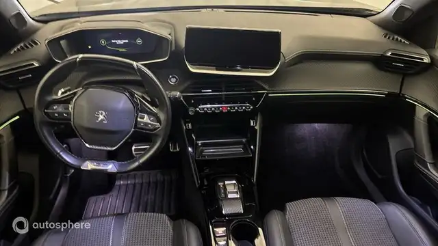 Peugeot 2008 view 11