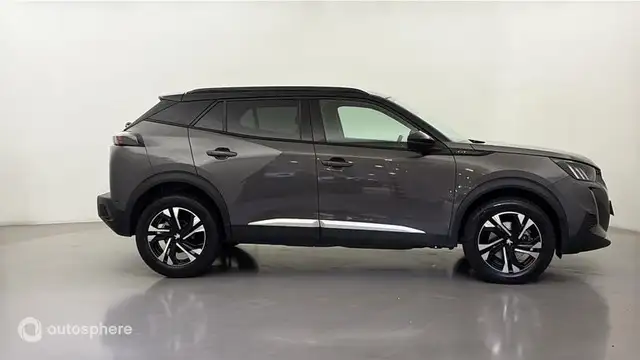 Peugeot 2008 view 4
