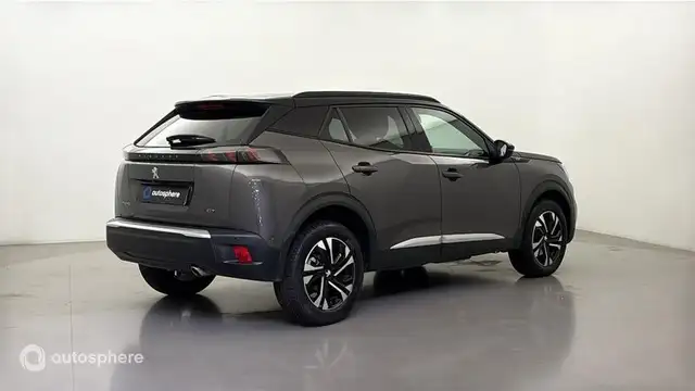 Peugeot 2008 view 5