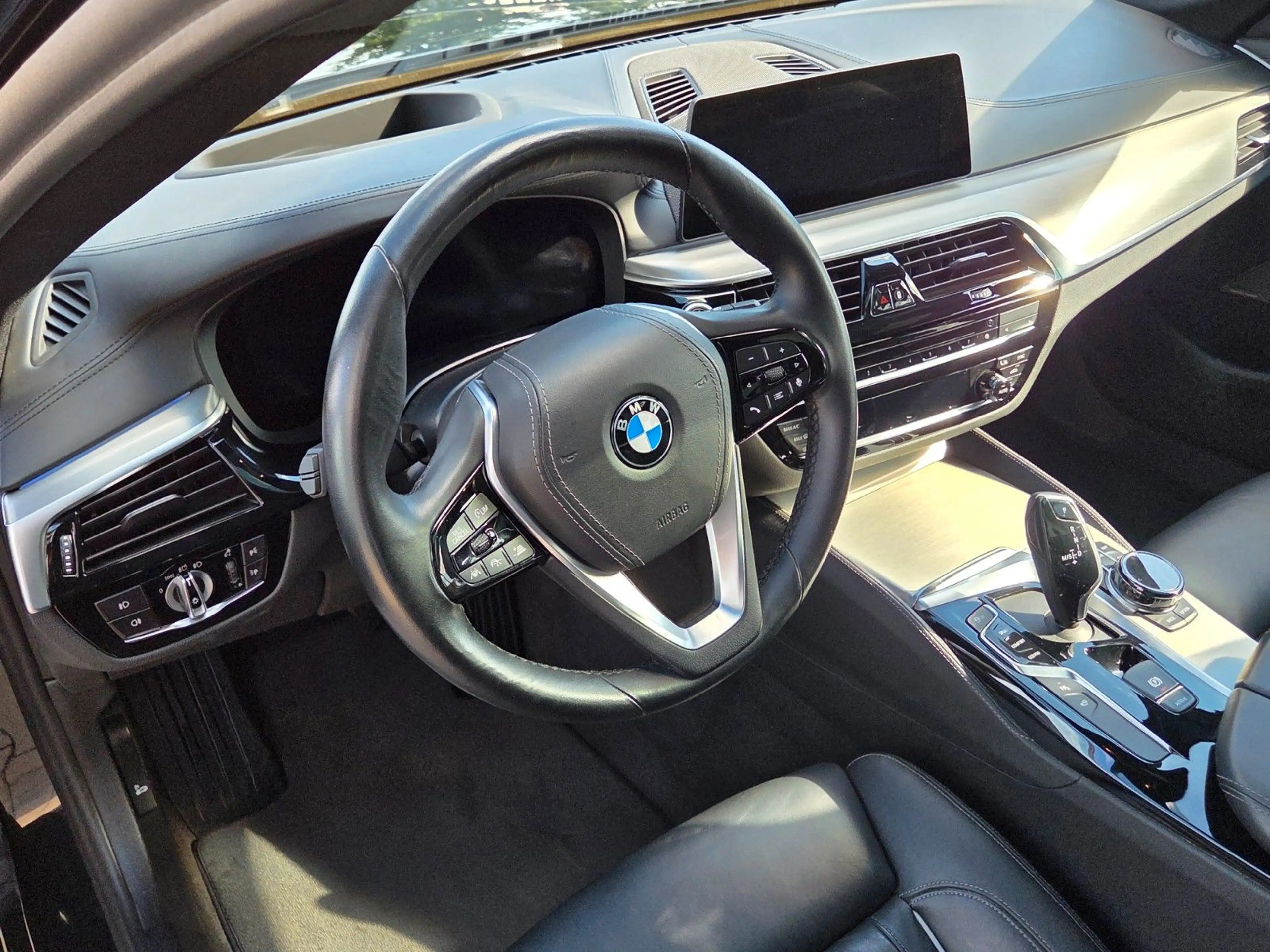 BMW 540 i Touring xDrive Luxury Line, H&K, Pano, ACC — photo 10