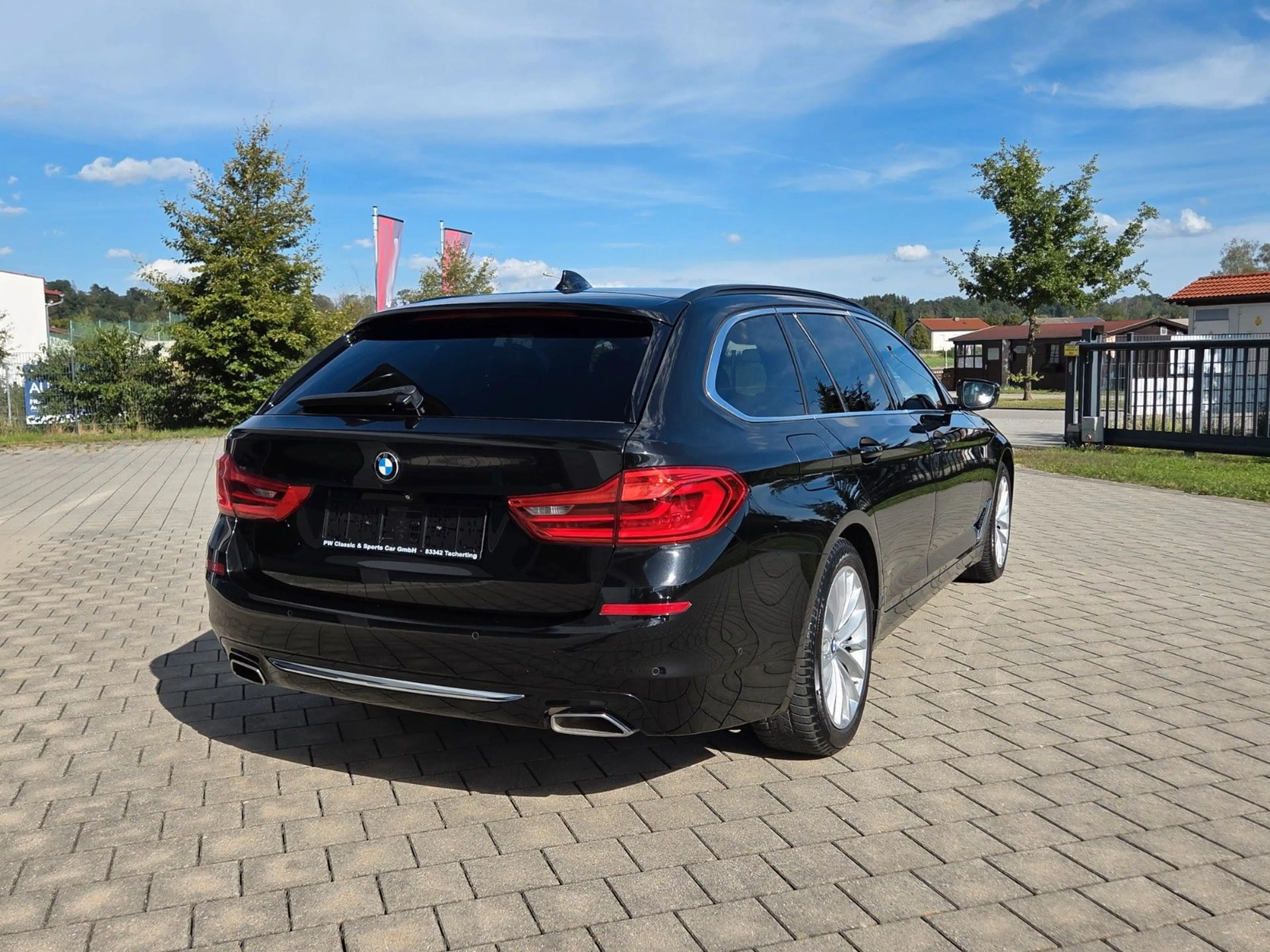 BMW 540 i Touring xDrive Luxury Line, H&K, Pano, ACC — photo 4