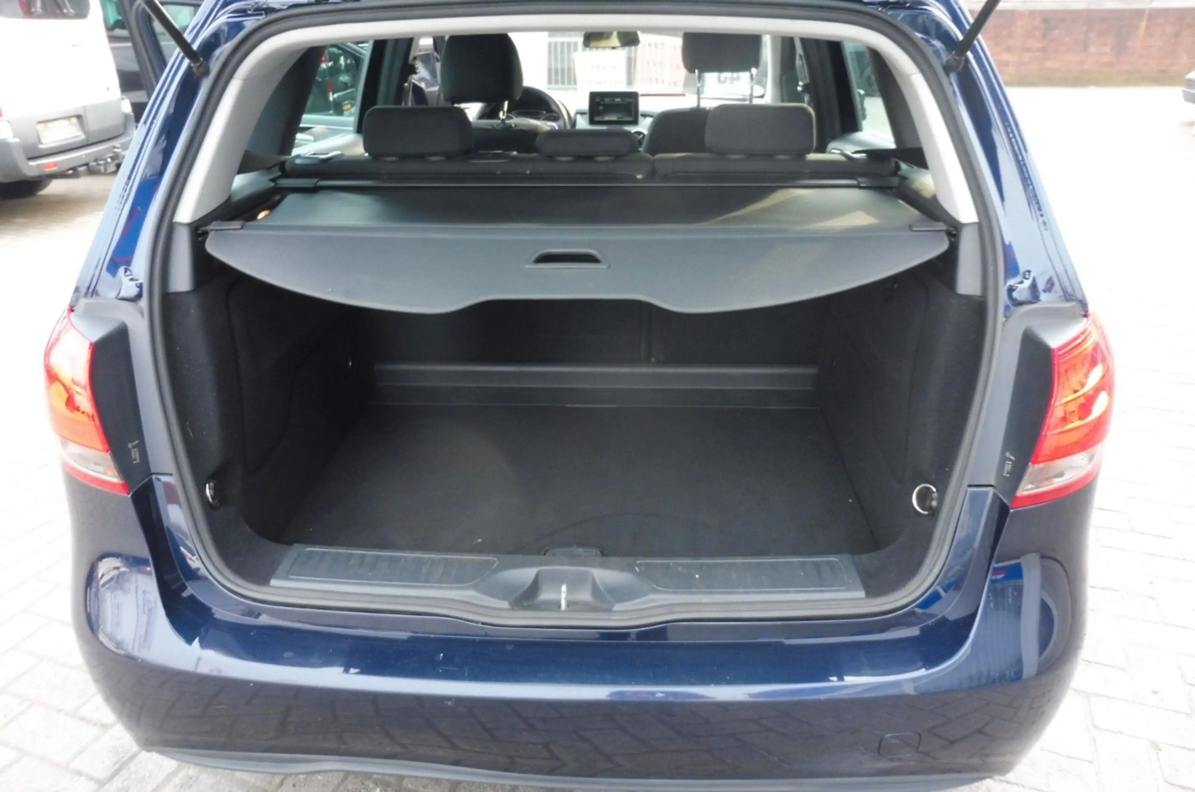 Mercedes-Benz B 200 B -Klasse B 200 CDI / d**AUTOMATIK*EURO6*1HAND* — photo 11