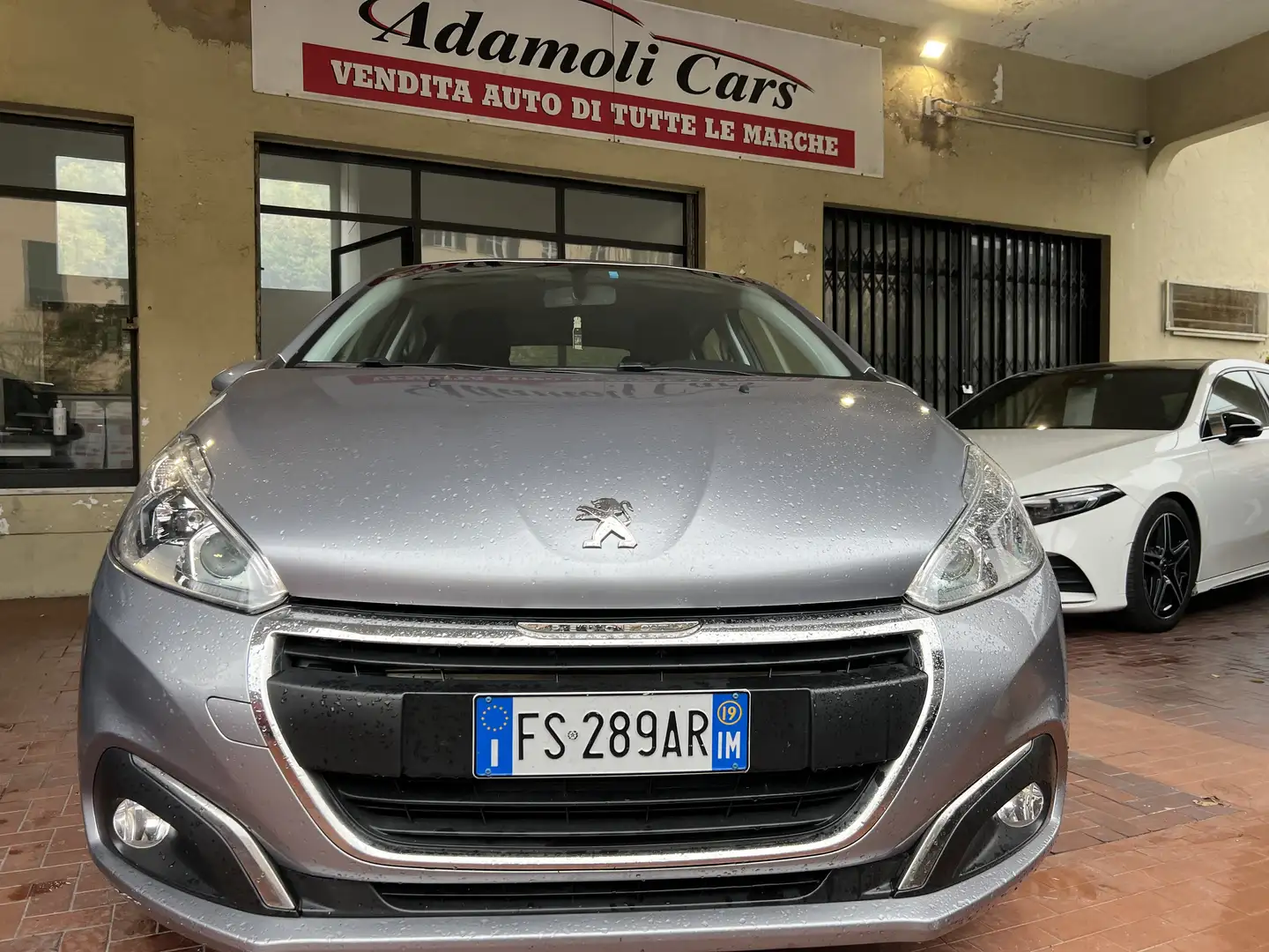 Peugeot 208 5p 1.2 puretech Active s&s 82cv neopatentati - 2