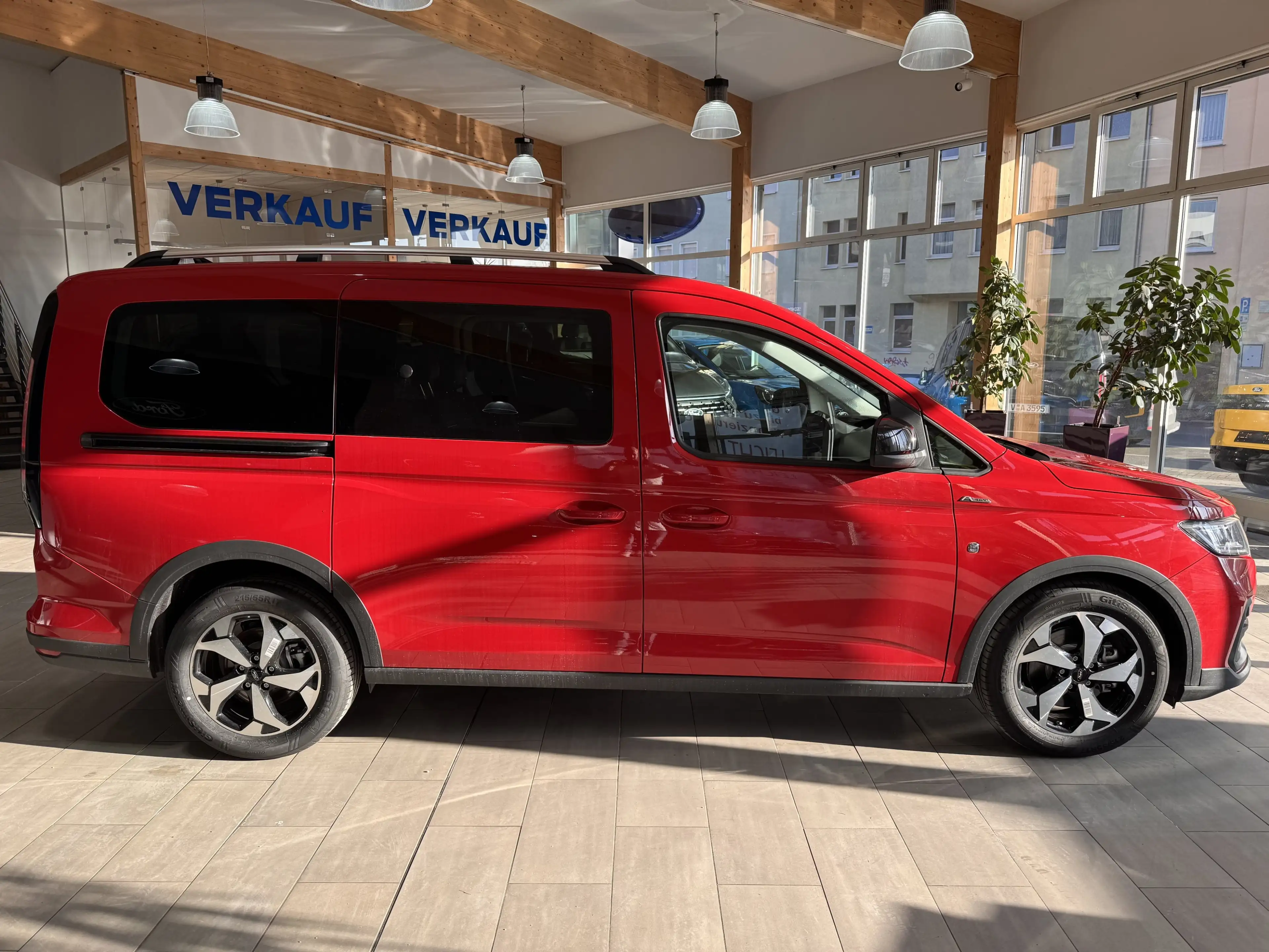 Ford Tourneo Connect Grand Tourneo Connect Active — photo 4