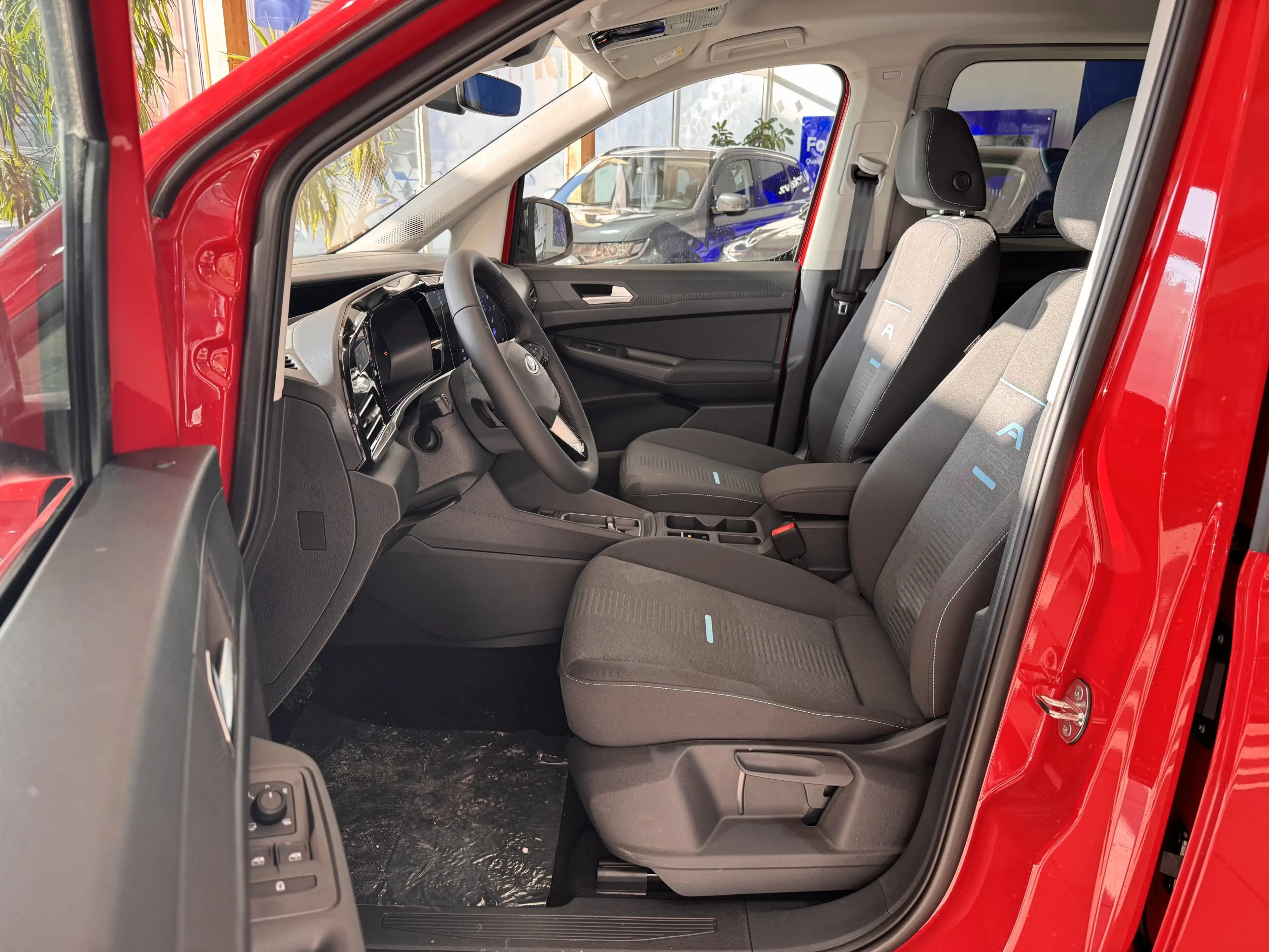 Ford Tourneo Connect Grand Tourneo Connect Active — photo 9