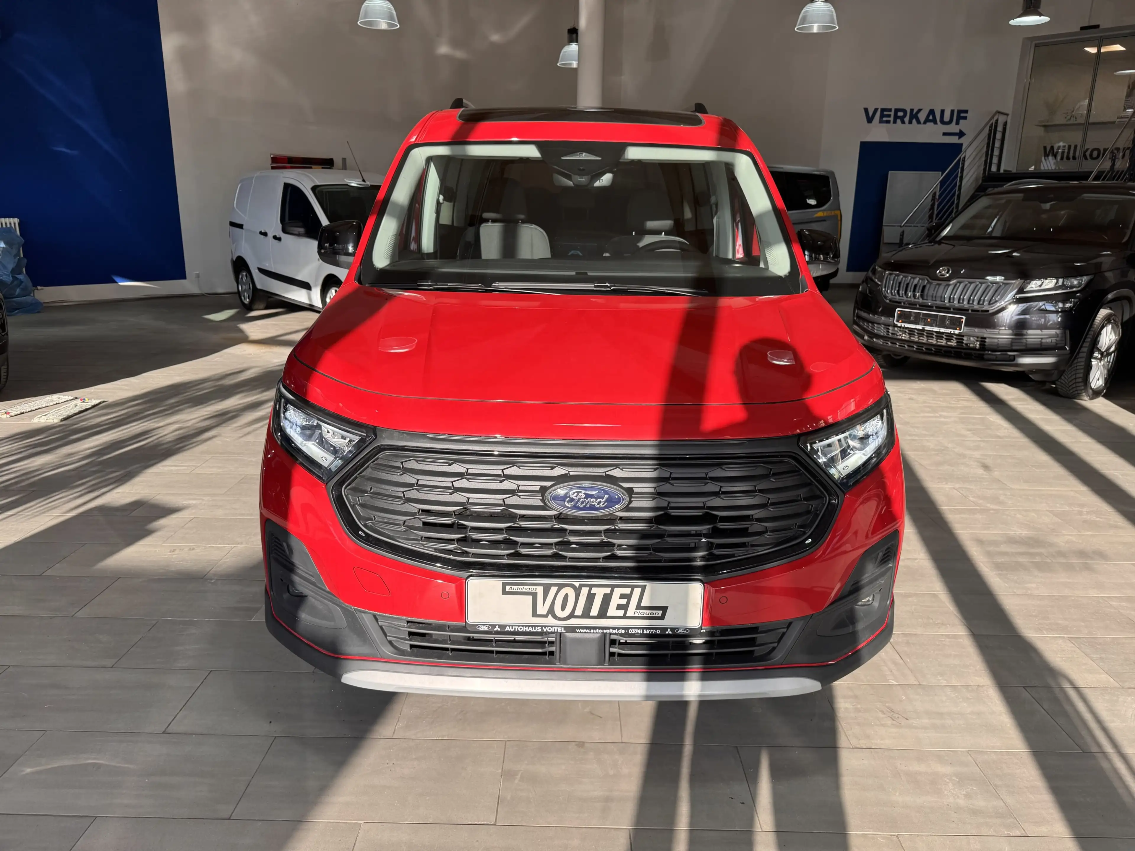 Ford Tourneo Connect Grand Tourneo Connect Active — photo 2