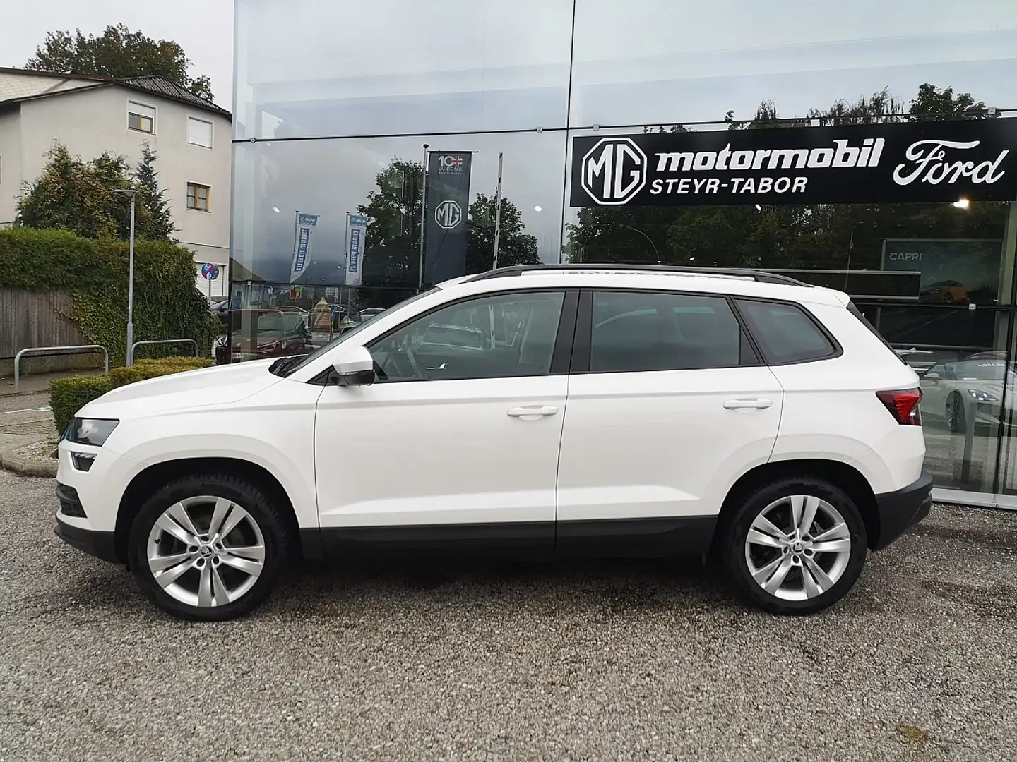 Skoda Karoq 1,6 TDI Style DSG Aut. Blanc - 2