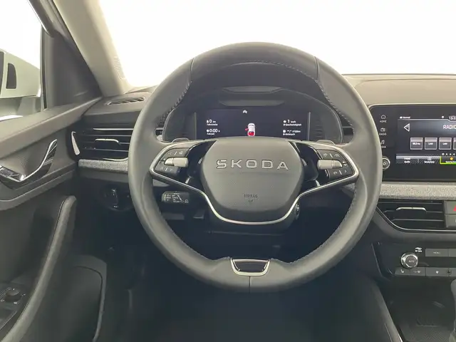 Skoda Scala view 12