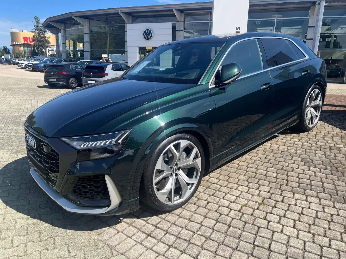 Audi RS Q8 B&O/HUD/CERAMIC/ALCANTARA/23" Зелёный - 1