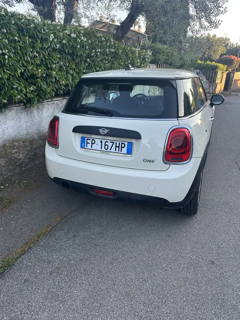 MINI One 1.5 75cv 3p - 2