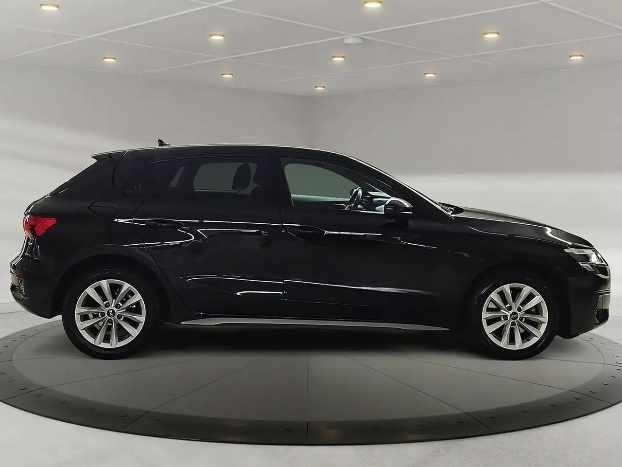 Audi A3 2.0 TDI * VIRTUAL COCKPIT * 2. BESITZ * LED * CARPLAY * ANDROID, миниатюра 6