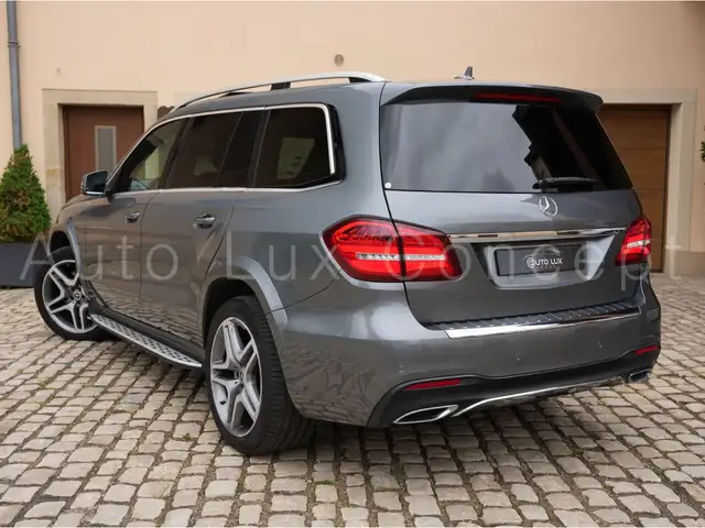 Mercedes-Benz GLS view 4