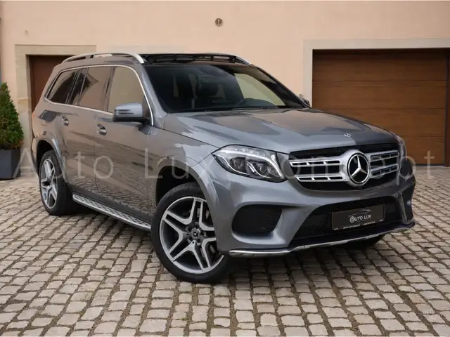 Mercedes-Benz GLS view 2