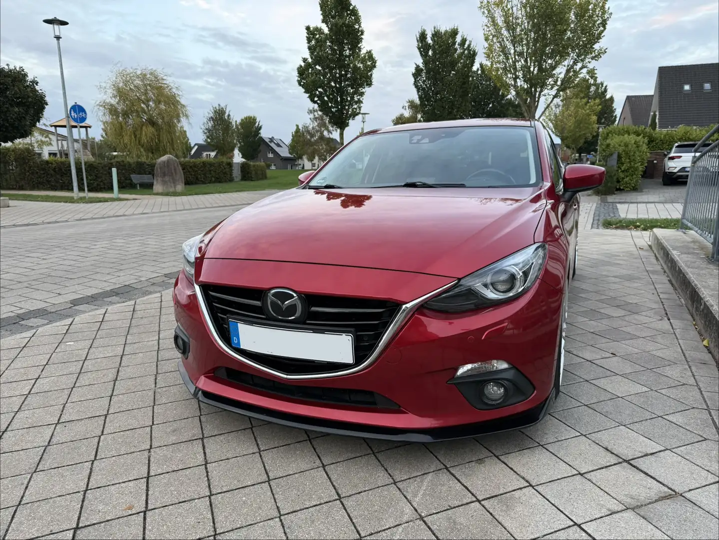 Mazda 3 SKYACTIV-G 165 Sports-Line - 2