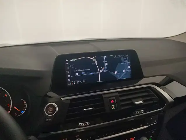 BMW X3 view 12