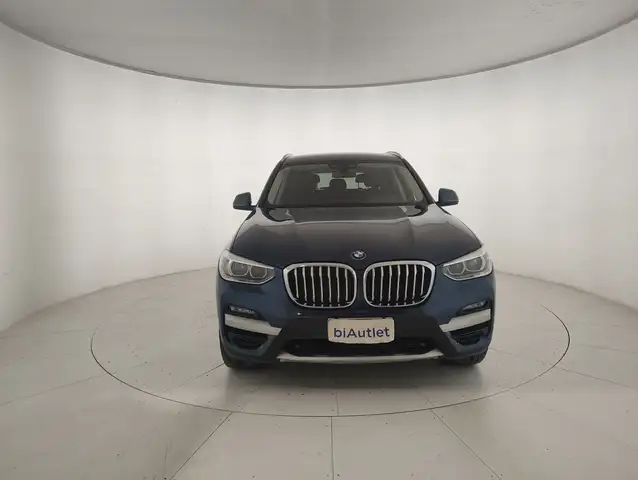 BMW X3 view 2