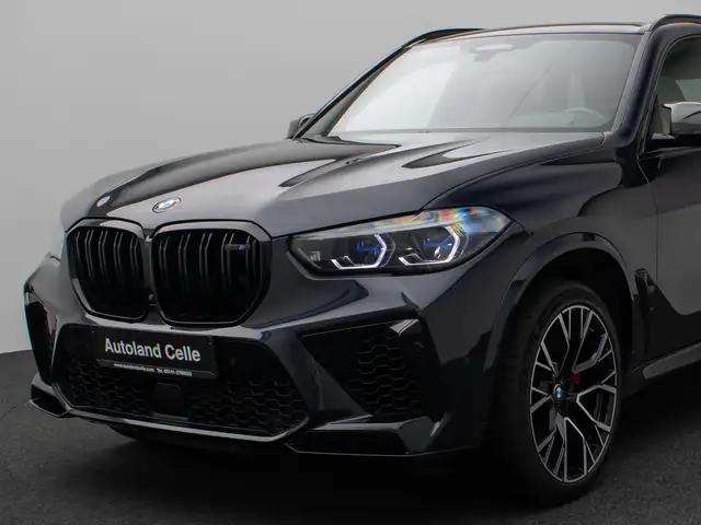BMW X5 M view 16