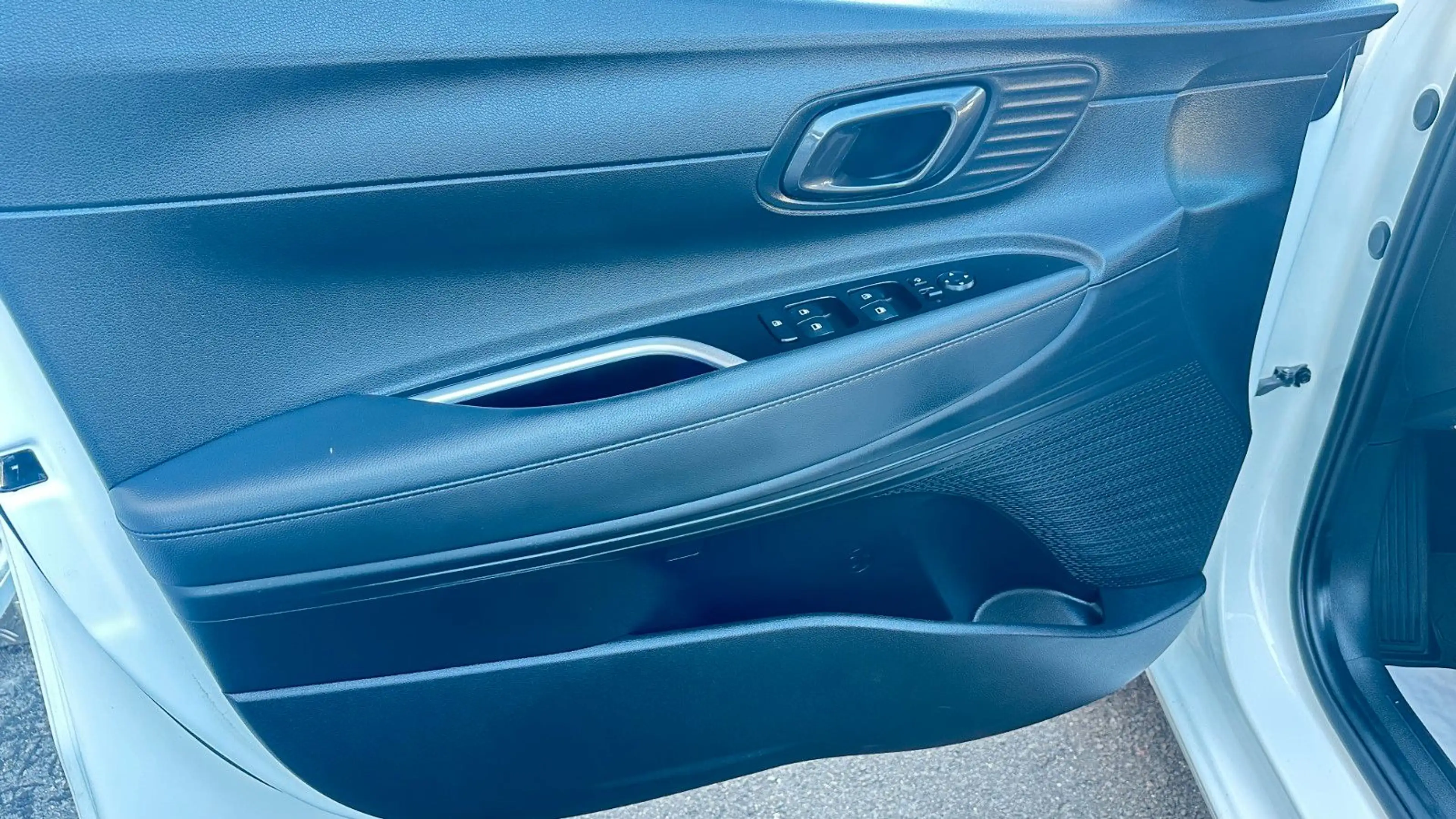 Hyundai i20 1.0 T-GDI 1.HAND/LED/CAM/SHZ/PDC/LHZ/GARANTI — photo 8