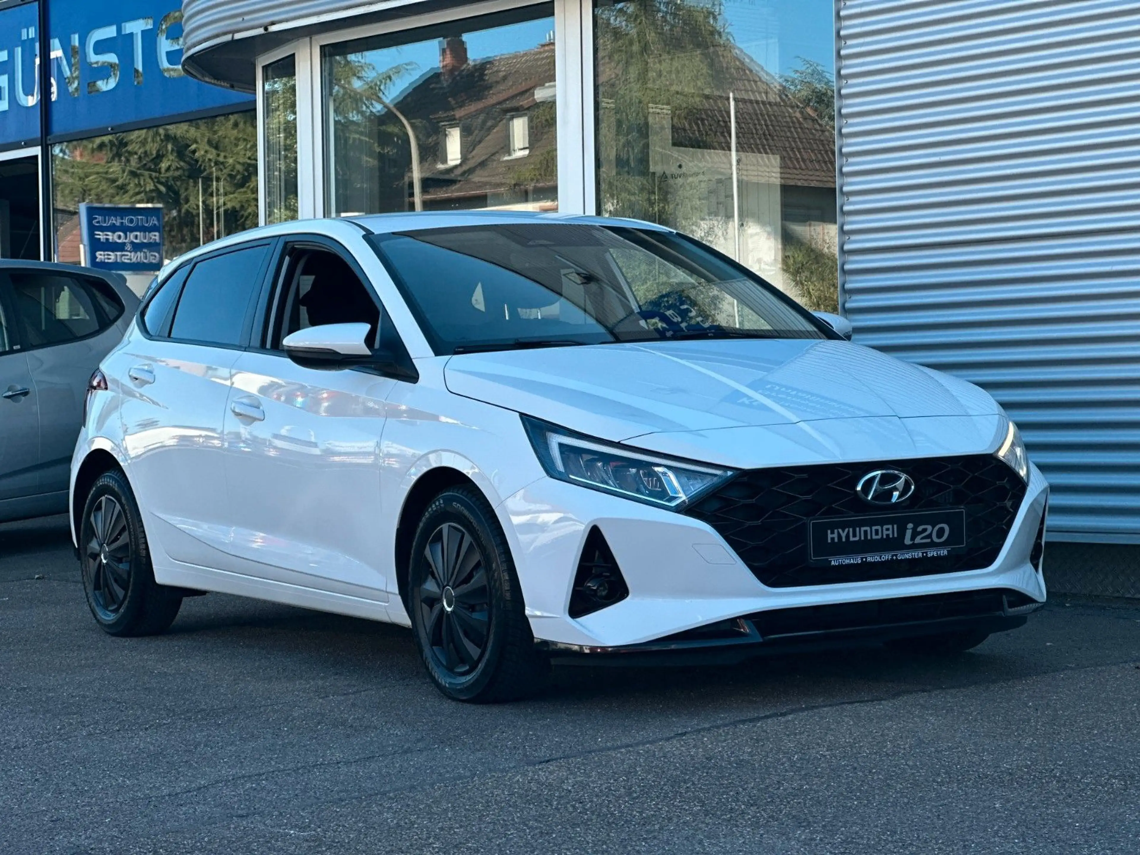 Hyundai i20 1.0 T-GDI 1.HAND/LED/CAM/SHZ/PDC/LHZ/GARANTI — photo 2