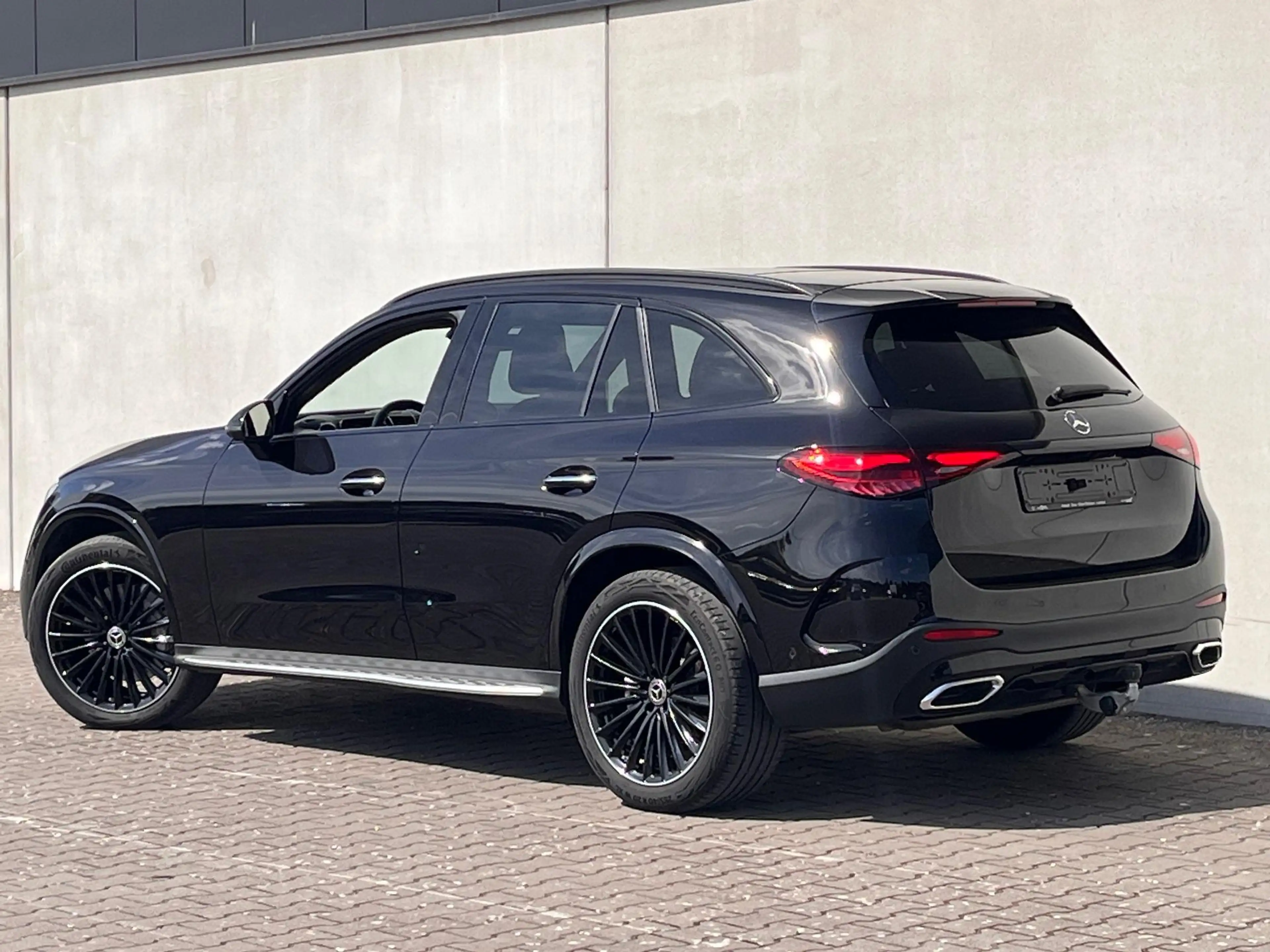 Mercedes-Benz GLC 200 4MATIC AMG/Pano/Burm/HU — photo 7