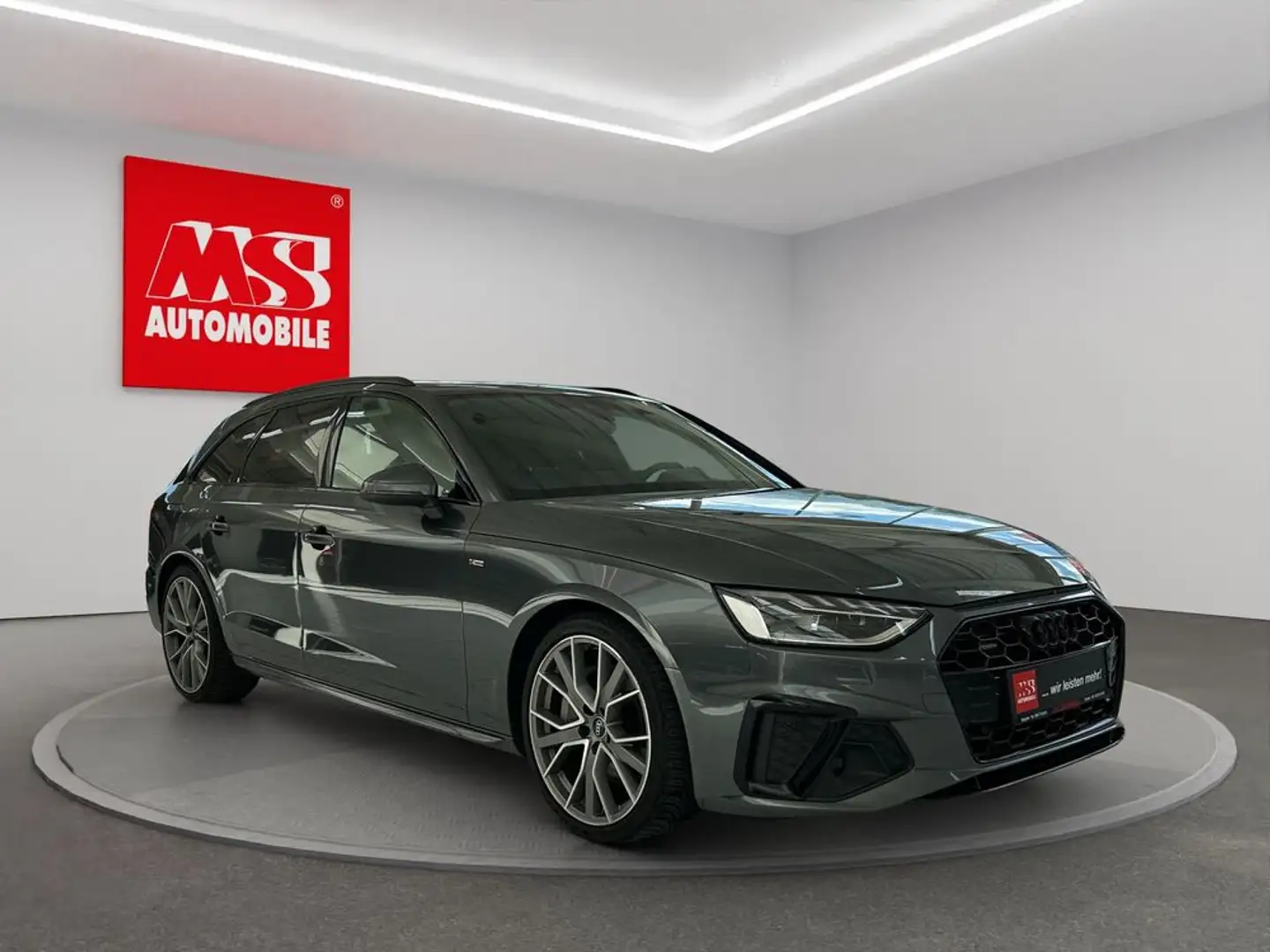 Audi A4 45 TFSI quattro S line*PANO*LED*Sound-System* Grijs - 1