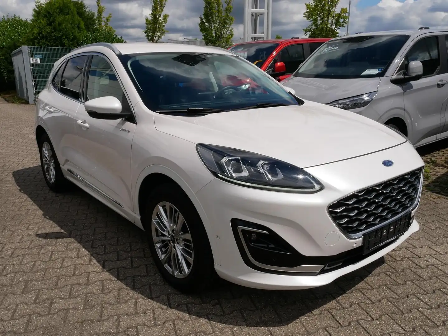 Ford Kuga Vignale 4x4 ACC el.AHK LED TWA Weiß - 2