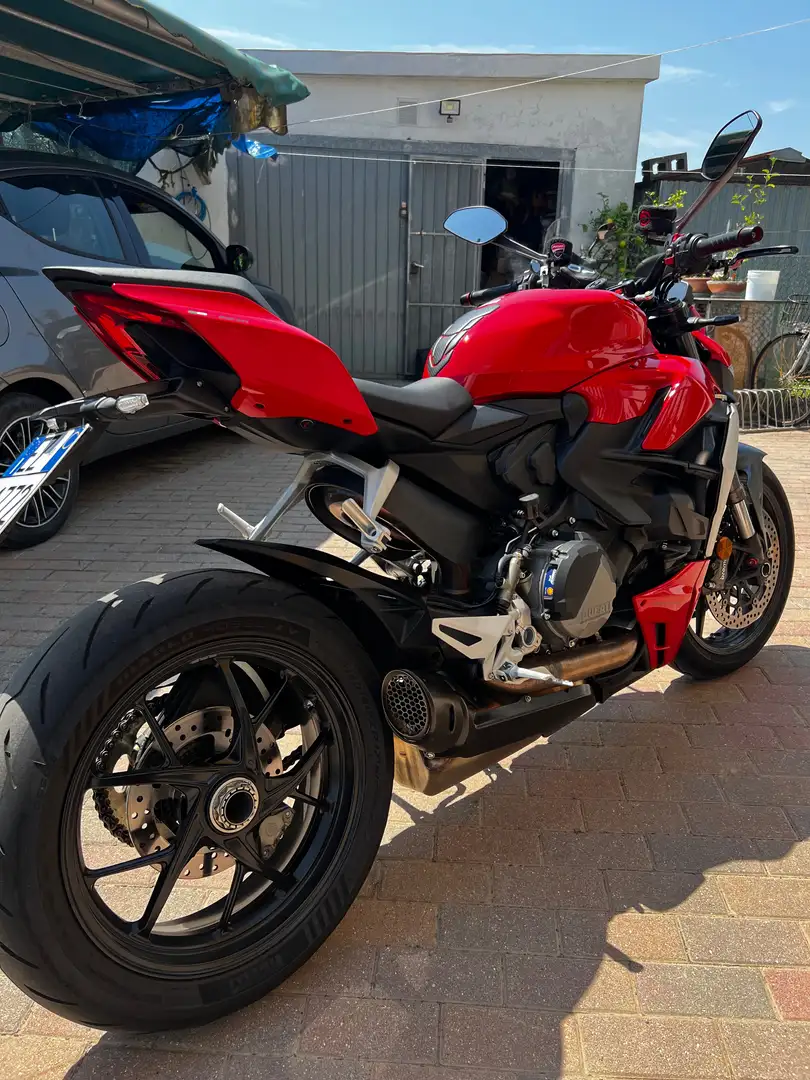 Ducati Streetfighter V2 Roşu - 1