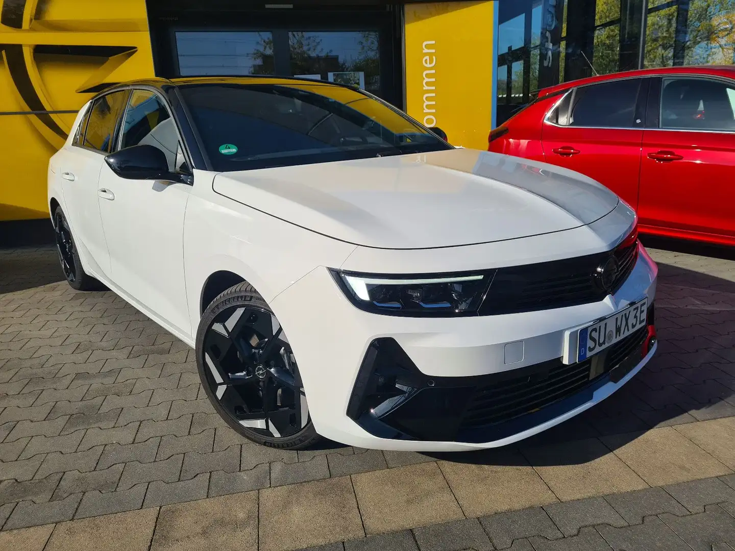 Opel Astra L GSe Plug-in-Hybrid,HUD,Navi,18",360° Blanc - 1