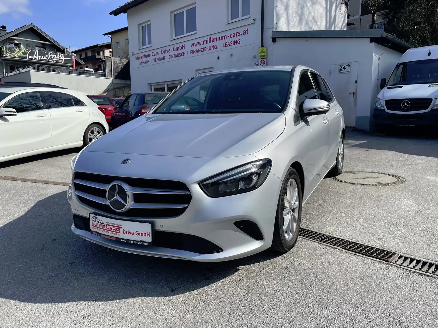 Mercedes-Benz B 200 B 200 d bei Finanzierung Zinssatz fix 6,274% Grau - 1