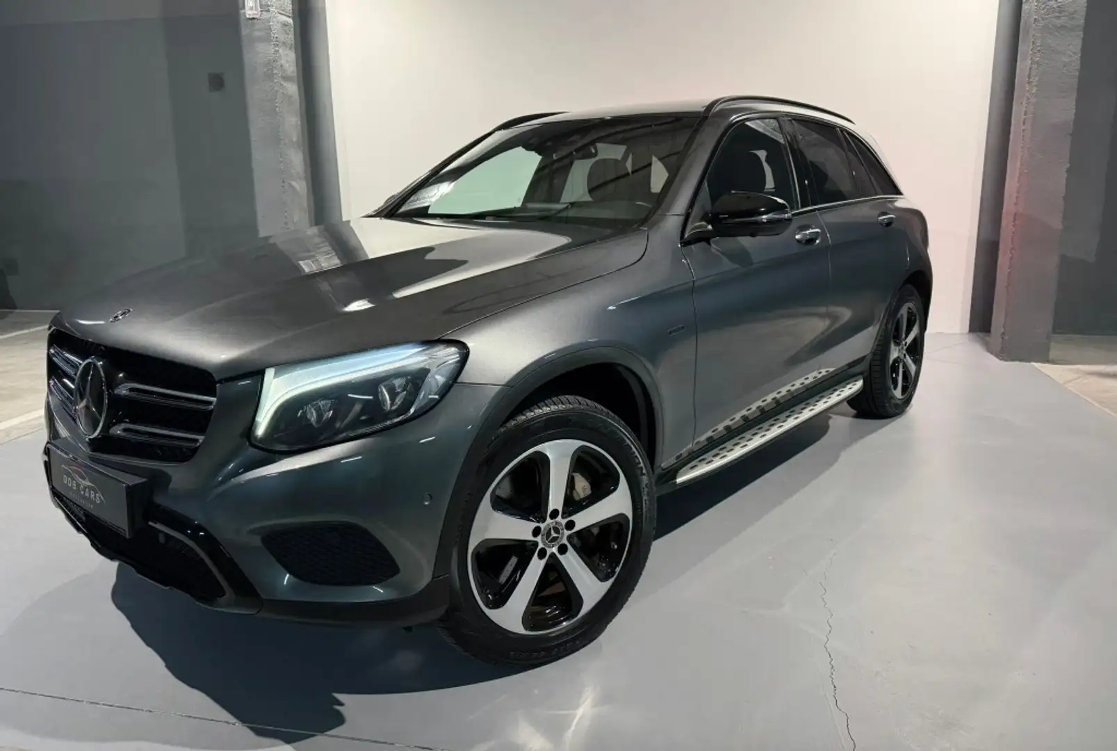 Mercedes-Benz GLC 350 350e 4Matic Gris - 1