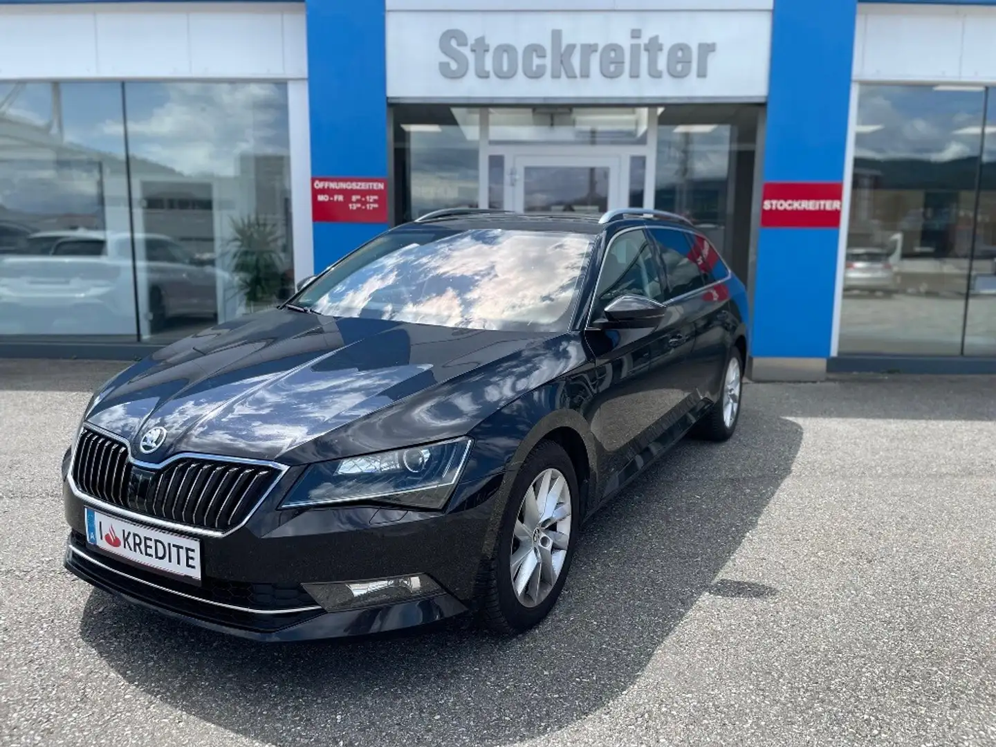 Skoda Superb 1,6 TDI Style DSG*XENON*LEDER*PANO*AHK Schwarz - 1