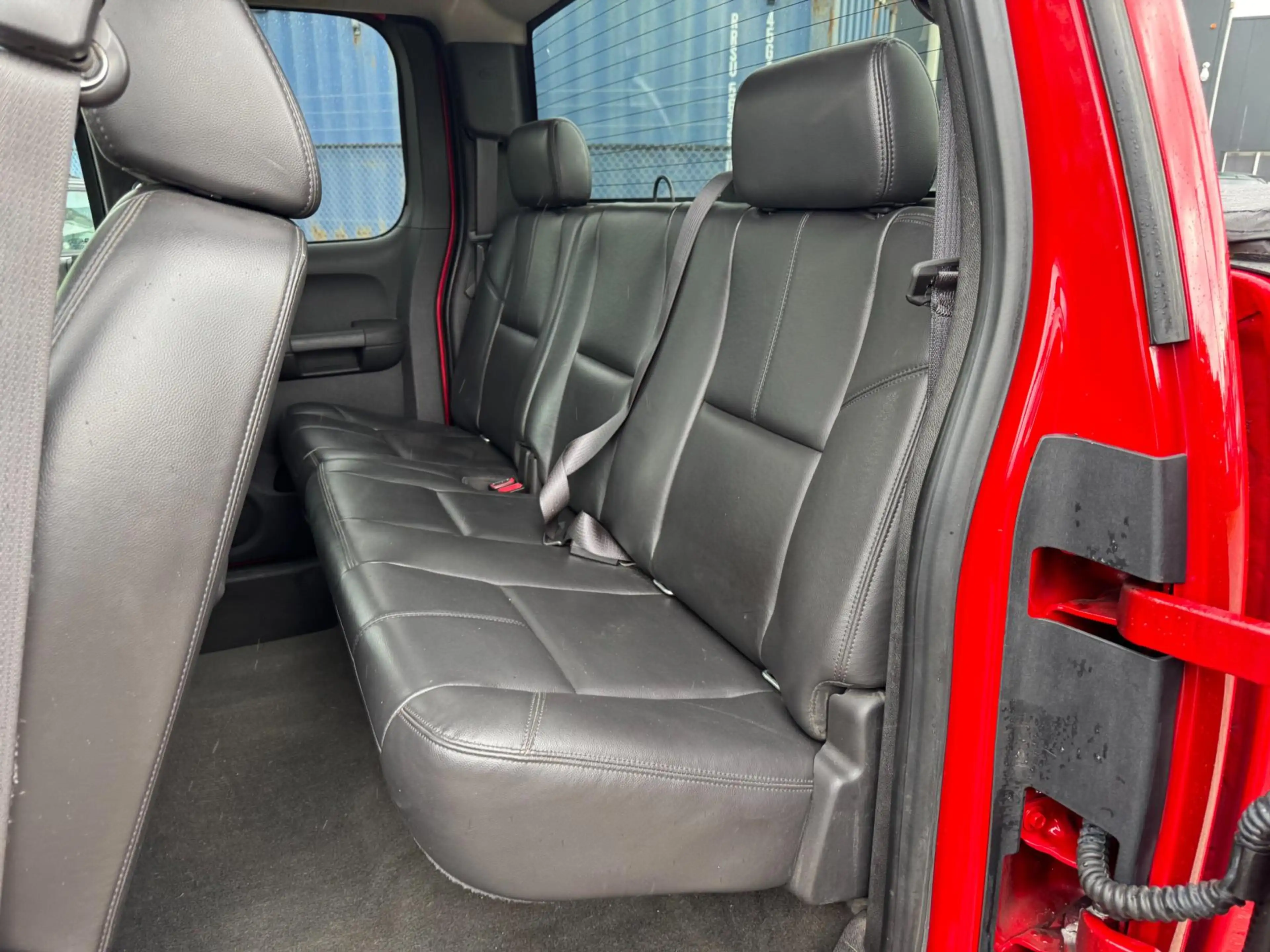 Chevrolet Silverado 2500 HD 6.0 V8 300L LPG 7t MTM Sleep — photo 12