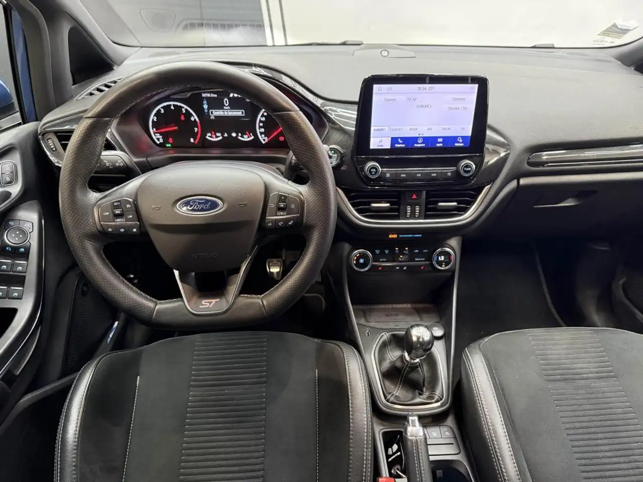 Ford Fiesta ST — photo 8