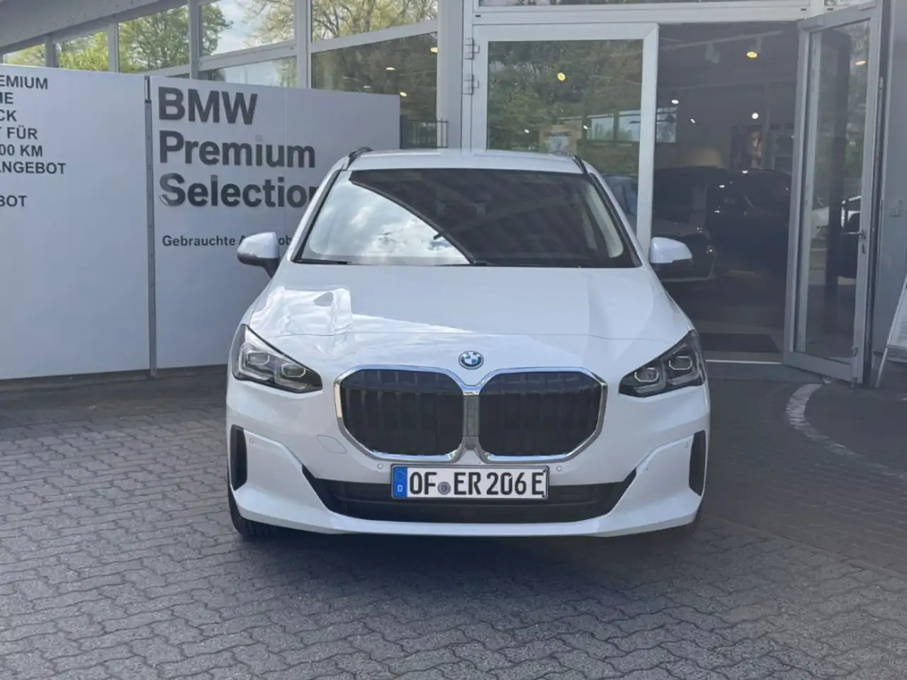 BMW 225 Active Tourer e xDrive Navi Digitales Cockpit Soun 2