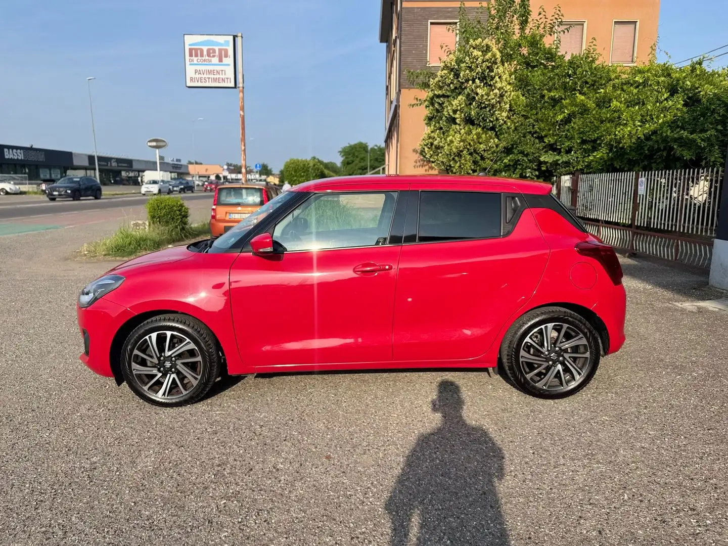 Suzuki Swift Top 1.2 Dualjet Hybrid MHEV Rosso - 2